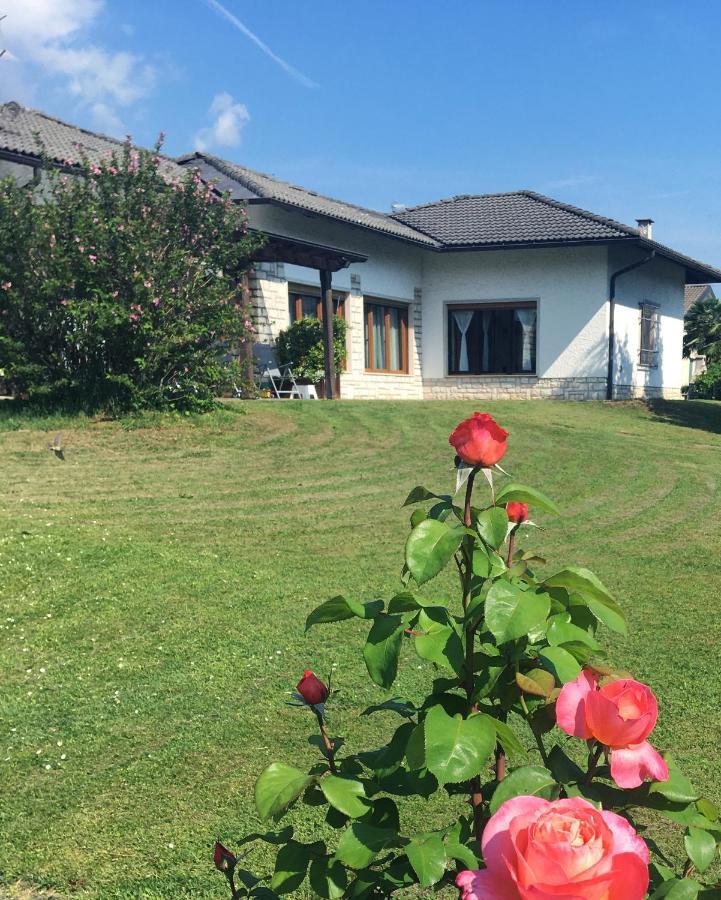 Holiday home Paradiso Sul Calceranica al Lago